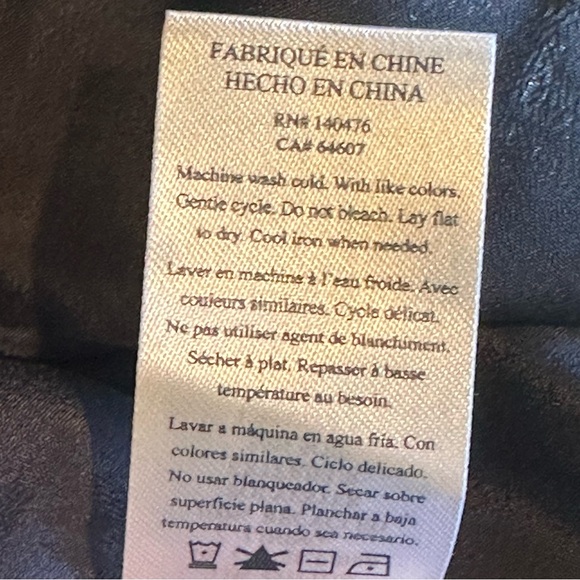 Faherty Silk Cotton Sage Wood Blouse - Stargaze Bloom  - Size Small - Picture 11 of 11